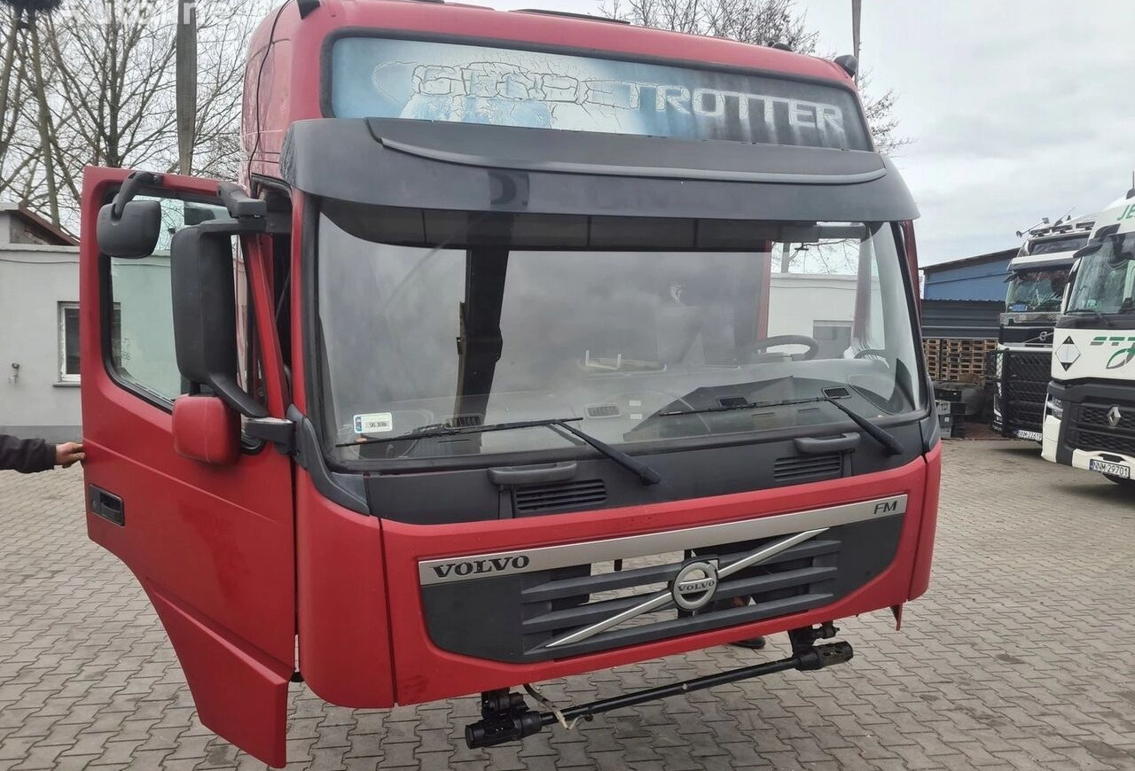 Volvo FM 9 13 LIFT EURO 5 AUTOMAT Volvo VOLVO FM 9 13 LIFT EURO 5 AUTOMAT - Kabiin - Veoauto: pilt 1 Volvo FM 9 13 LIFT EURO 5 AUTOMAT Volvo VOLVO FM 9 13 LIFT EURO 5 AUTOMAT - Kabiin - Veoauto: pilt 1