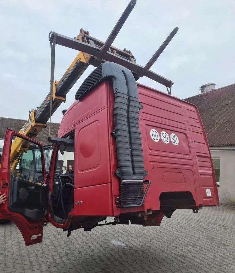 Volvo FM 9 13 LIFT EURO 5 AUTOMAT Volvo VOLVO FM 9 13 LIFT EURO 5 AUTOMAT - Kabiin - Veoauto: pilt 4 Volvo FM 9 13 LIFT EURO 5 AUTOMAT Volvo VOLVO FM 9 13 LIFT EURO 5 AUTOMAT - Kabiin - Veoauto: pilt 4