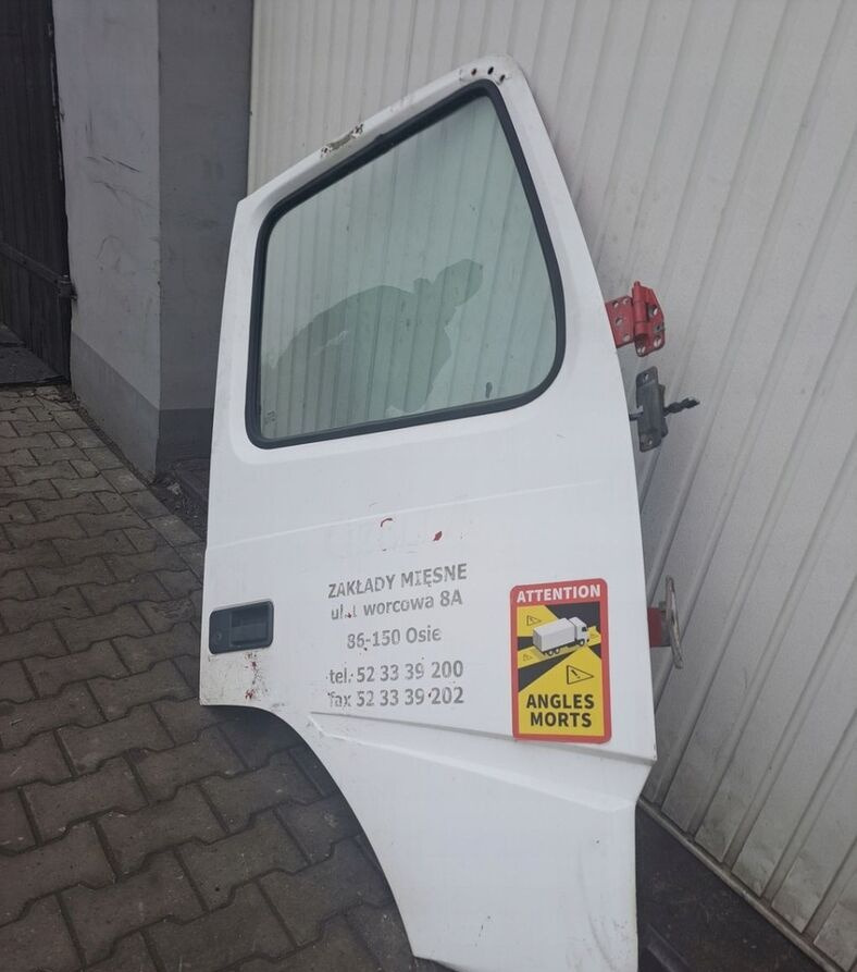 Volvo FM - Uks ja varuosad - Veoauto: pilt 1 Volvo FM - Uks ja varuosad - Veoauto: pilt 1