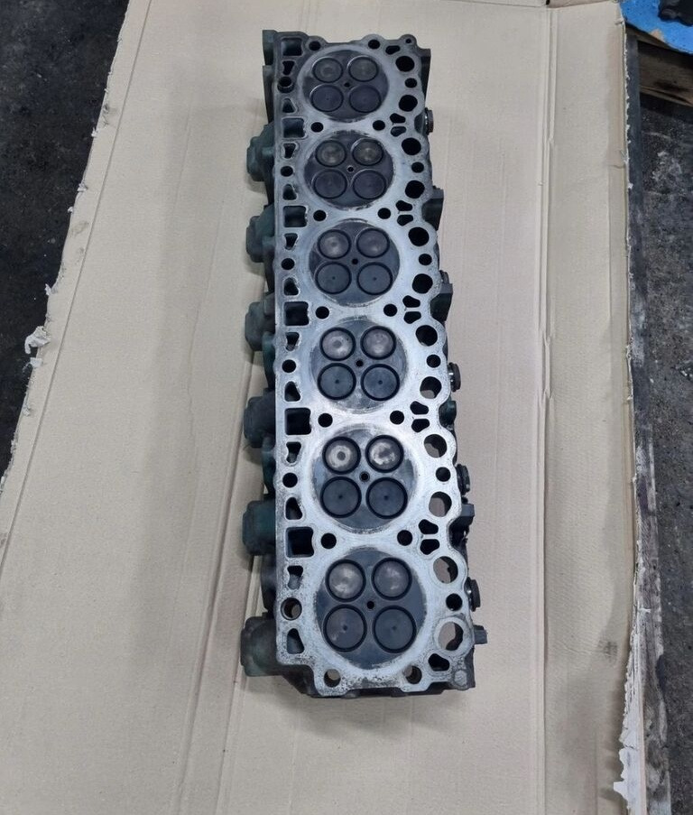 Volvo GŁOWICA SILNIKA FL FE D7E D7F RENAULT MIDLUM PREMIUM DXI 7 EURO Deutz Volvo - Mootori pea - Veoauto: pilt 3 Volvo GŁOWICA SILNIKA FL FE D7E D7F RENAULT MIDLUM PREMIUM DXI 7 EURO Deutz Volvo - Mootori pea - Veoauto: pilt 3