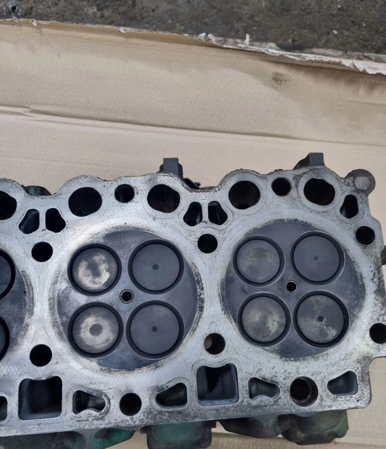Volvo GŁOWICA SILNIKA FL FE D7E D7F RENAULT MIDLUM PREMIUM DXI 7 EURO Deutz Volvo - Mootori pea - Veoauto: pilt 4 Volvo GŁOWICA SILNIKA FL FE D7E D7F RENAULT MIDLUM PREMIUM DXI 7 EURO Deutz Volvo - Mootori pea - Veoauto: pilt 4