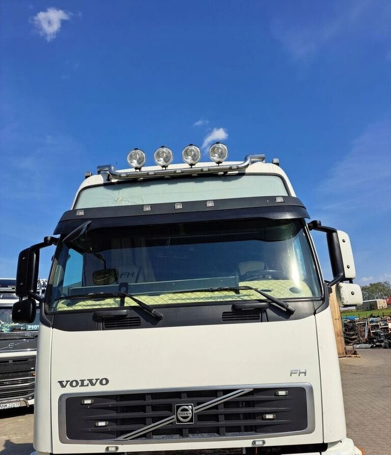 Volvo KOMPLETNA FH 12 13 XL WYSOKA AUTOMAT Volvo Wersja Europejska - Kabiin - Veoauto: pilt 5 Volvo KOMPLETNA FH 12 13 XL WYSOKA AUTOMAT Volvo Wersja Europejska - Kabiin - Veoauto: pilt 5