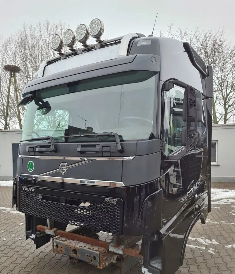 Volvo KOMPLETNA FH 16 750 EURO 6 GLOBETROTTER 2018 ROK Volvo VOLVO FH 16 750 EURO 6 GLOBETROTTER 2018 ROK - Kabiin - Veoauto: pilt 5 Volvo KOMPLETNA FH 16 750 EURO 6 GLOBETROTTER 2018 ROK Volvo VOLVO FH 16 750 EURO 6 GLOBETROTTER 2018 ROK - Kabiin - Veoauto: pilt 5