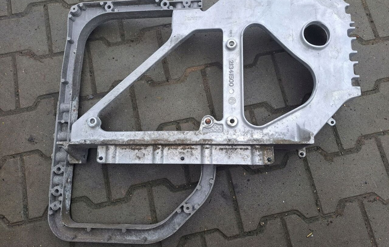 Volvo MOCOWANIE WSPORNIK BŁOTNIKA SKRZYNKI AKUMULATORÓW FH 4 REN - Poritiib - Veoauto: pilt 1 Volvo MOCOWANIE WSPORNIK BŁOTNIKA SKRZYNKI AKUMULATORÓW FH 4 REN - Poritiib - Veoauto: pilt 1