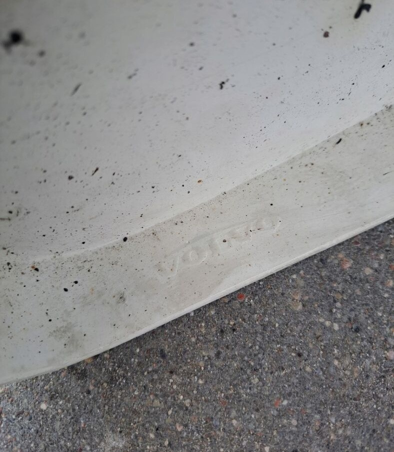 Volvo OWIEWKA LEWA SPOILER ZAKABINOWY VOLVO FH 12 13 - Aerodünaamika/ Spoiler - Veoauto: pilt 2 Volvo OWIEWKA LEWA SPOILER ZAKABINOWY VOLVO FH 12 13 - Aerodünaamika/ Spoiler - Veoauto: pilt 2