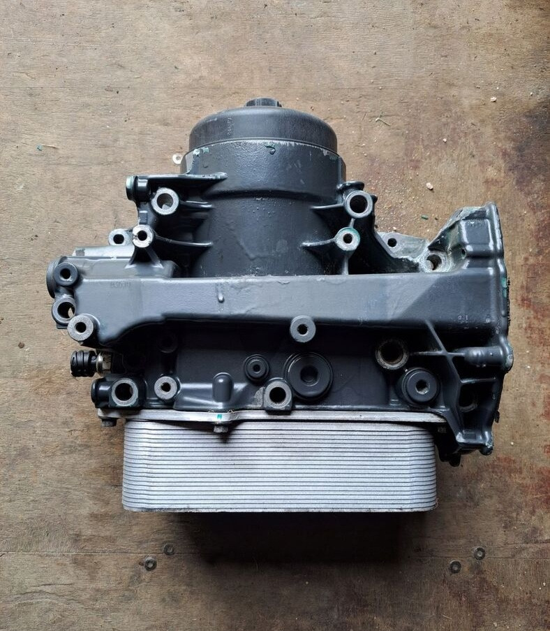Volvo PODSTAWA FILTRA OLEJU RENAULT MIDLUM VOLVO FL FE - Kütusefilter - Veoauto: pilt 2 Volvo PODSTAWA FILTRA OLEJU RENAULT MIDLUM VOLVO FL FE - Kütusefilter - Veoauto: pilt 2