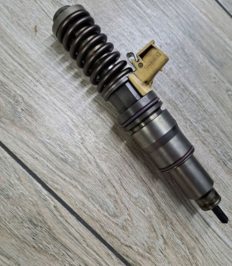 Volvo POMPOWTRYSKIWACZ WTRYSK RENAULT PREMIUM DXI VOLVO FM 9 21582098 - Sissepritse - Veoauto: pilt 2 Volvo POMPOWTRYSKIWACZ WTRYSK RENAULT PREMIUM DXI VOLVO FM 9 21582098 - Sissepritse - Veoauto: pilt 2