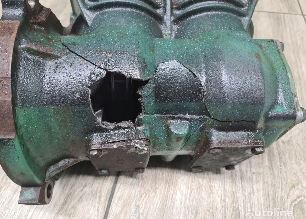 Volvo SPRĘŻARKA KOMPRESOR POWIETRZA FH 4 FH 16 EURO 6 22083113 Volvo VOLVO FH 4 FH 16 EURO 6 22083113 - Kliimaseadme kompressor - Veoauto: pilt 4 Volvo SPRĘŻARKA KOMPRESOR POWIETRZA FH 4 FH 16 EURO 6 22083113 Volvo VOLVO FH 4 FH 16 EURO 6 22083113 - Kliimaseadme kompressor - Veoauto: pilt 4