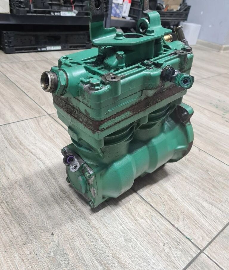 Volvo SPRĘŻARKA KOMPRESOR POWIETRZA FH 4 FH 16 EURO 6 22083113 Volvo VOLVO FH 4 FH 16 EURO 6 22083113 - Kliimaseadme kompressor - Veoauto: pilt 1 Volvo SPRĘŻARKA KOMPRESOR POWIETRZA FH 4 FH 16 EURO 6 22083113 Volvo VOLVO FH 4 FH 16 EURO 6 22083113 - Kliimaseadme kompressor - Veoauto: pilt 1