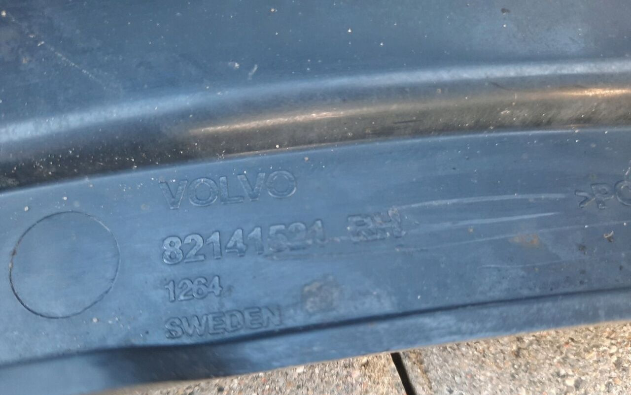 Volvo STOPIEŃ STOPNICA PRAWA STELAŻ ORYGINAŁ VOLVO FH 4 82141521 - Asteraud - Veoauto: pilt 4 Volvo STOPIEŃ STOPNICA PRAWA STELAŻ ORYGINAŁ VOLVO FH 4 82141521 - Asteraud - Veoauto: pilt 4