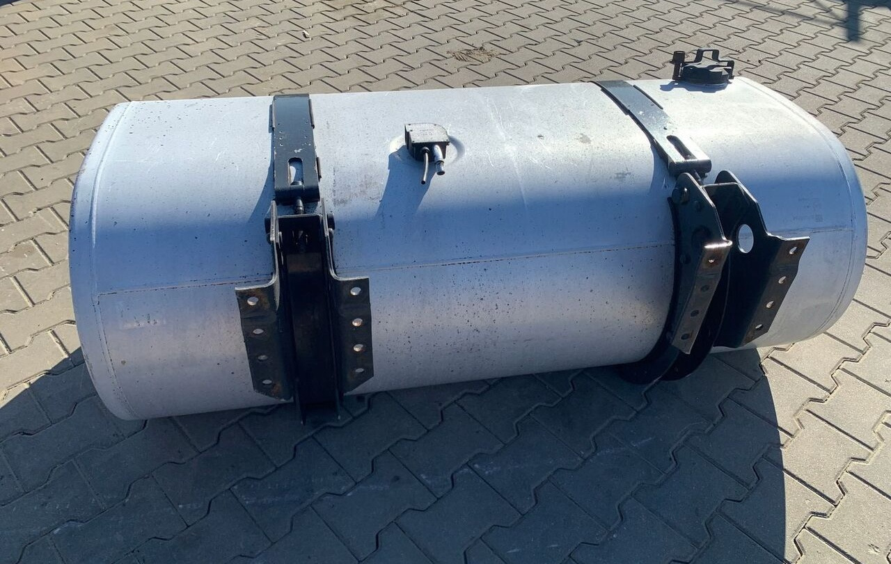 Volvo ZBIORNIK PALIWA VOLVO FH 4 FM 4 LOW DECK 150x69x56 22038784 - Kütusepaak - Veoauto: pilt 5 Volvo ZBIORNIK PALIWA VOLVO FH 4 FM 4 LOW DECK 150x69x56 22038784 - Kütusepaak - Veoauto: pilt 5