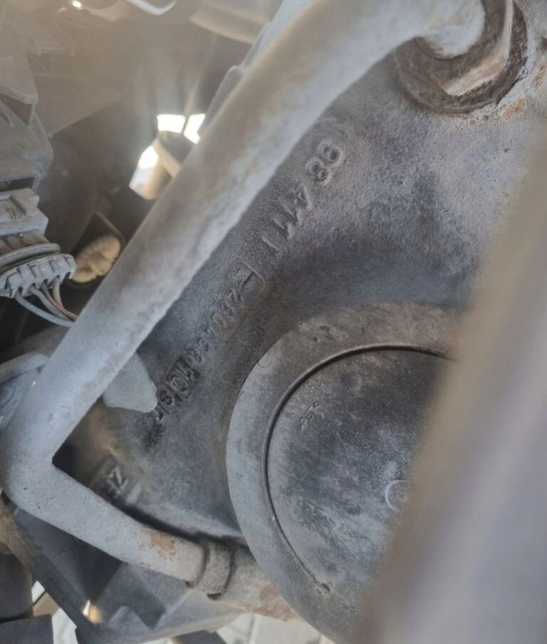 ZF 98411 Renault RENAULT MIDLUM DXI VOLVO FL truck - Roolikarp - Veoauto: pilt 2 ZF 98411 Renault RENAULT MIDLUM DXI VOLVO FL truck - Roolikarp - Veoauto: pilt 2