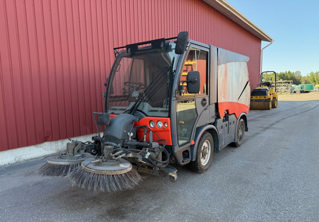HakoCitymaster 2000 - Tänavapühkimismasin: pilt 2 HakoCitymaster 2000 - Tänavapühkimismasin: pilt 2
