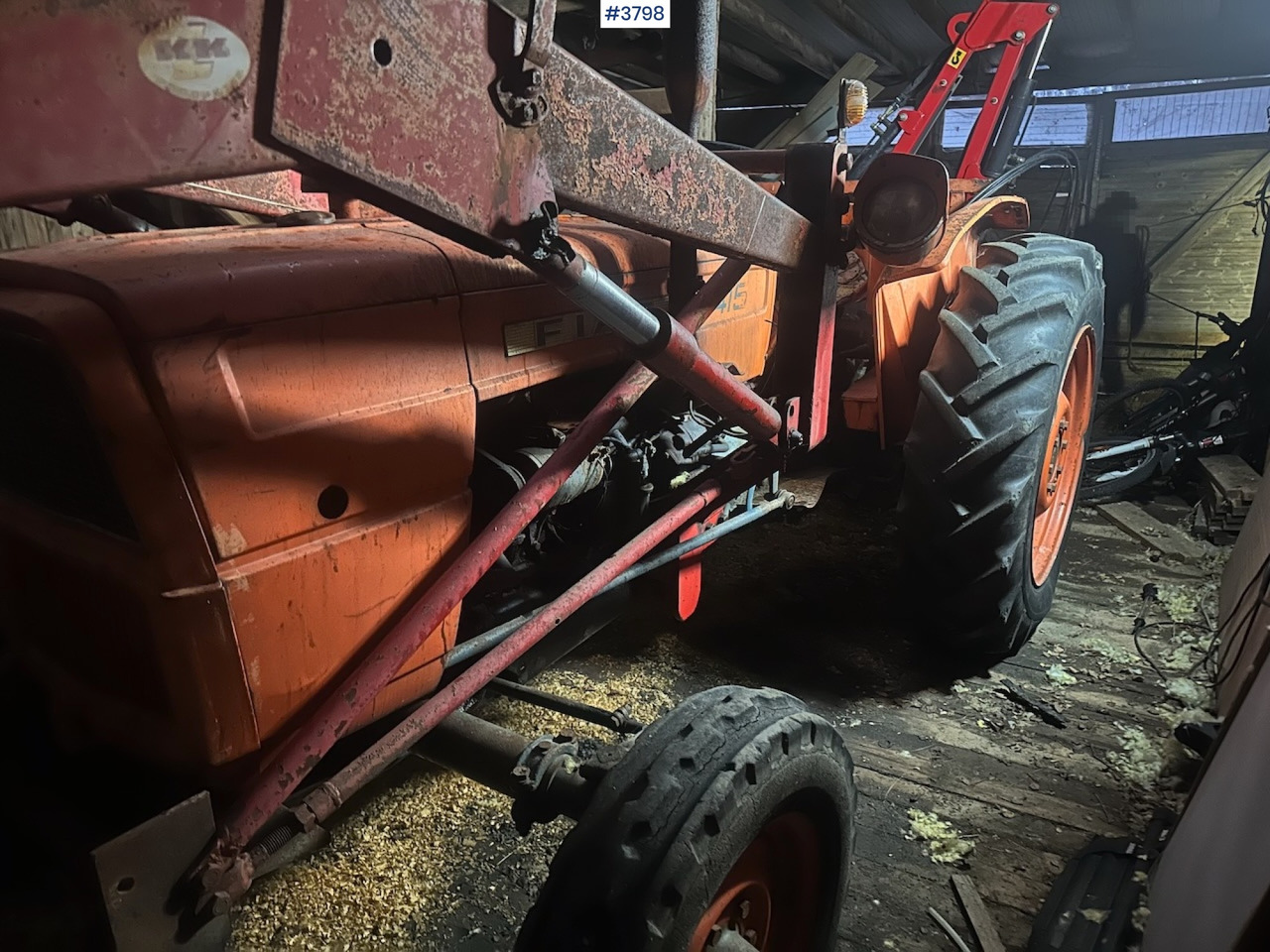 1900 Fiat 415 tractor w/ front loader and Wee edge mower - Traktor: pilt 3 1900 Fiat 415 tractor w/ front loader and Wee edge mower - Traktor: pilt 3