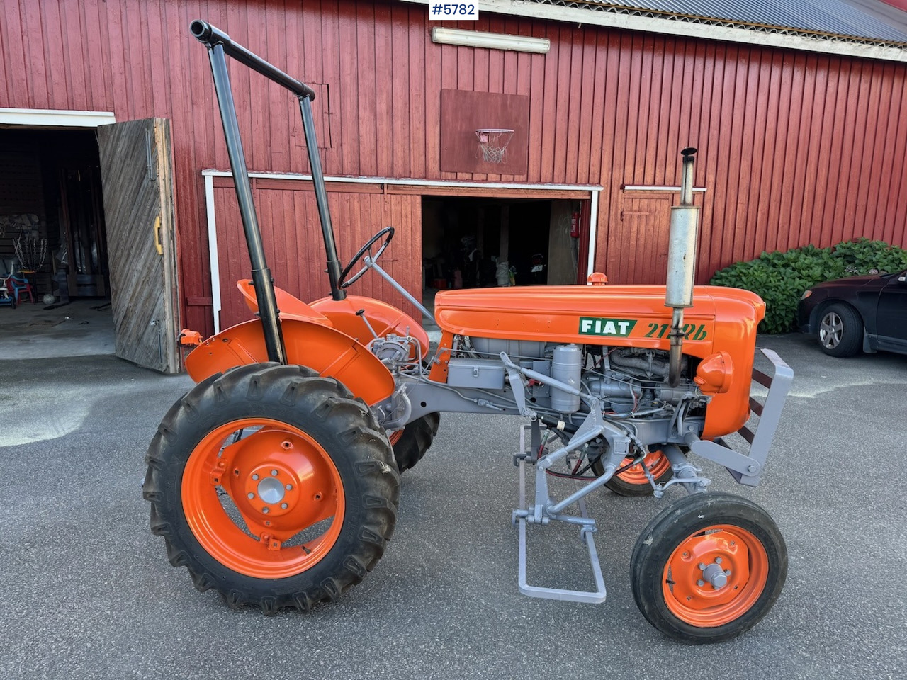 1962 Fiat 211 Rb w/ row cleaner stand. - Traktor: pilt 2 1962 Fiat 211 Rb w/ row cleaner stand. - Traktor: pilt 2