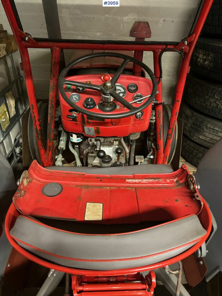 1971 Massey Ferguson 135 - Traktor: pilt 4 1971 Massey Ferguson 135 - Traktor: pilt 4