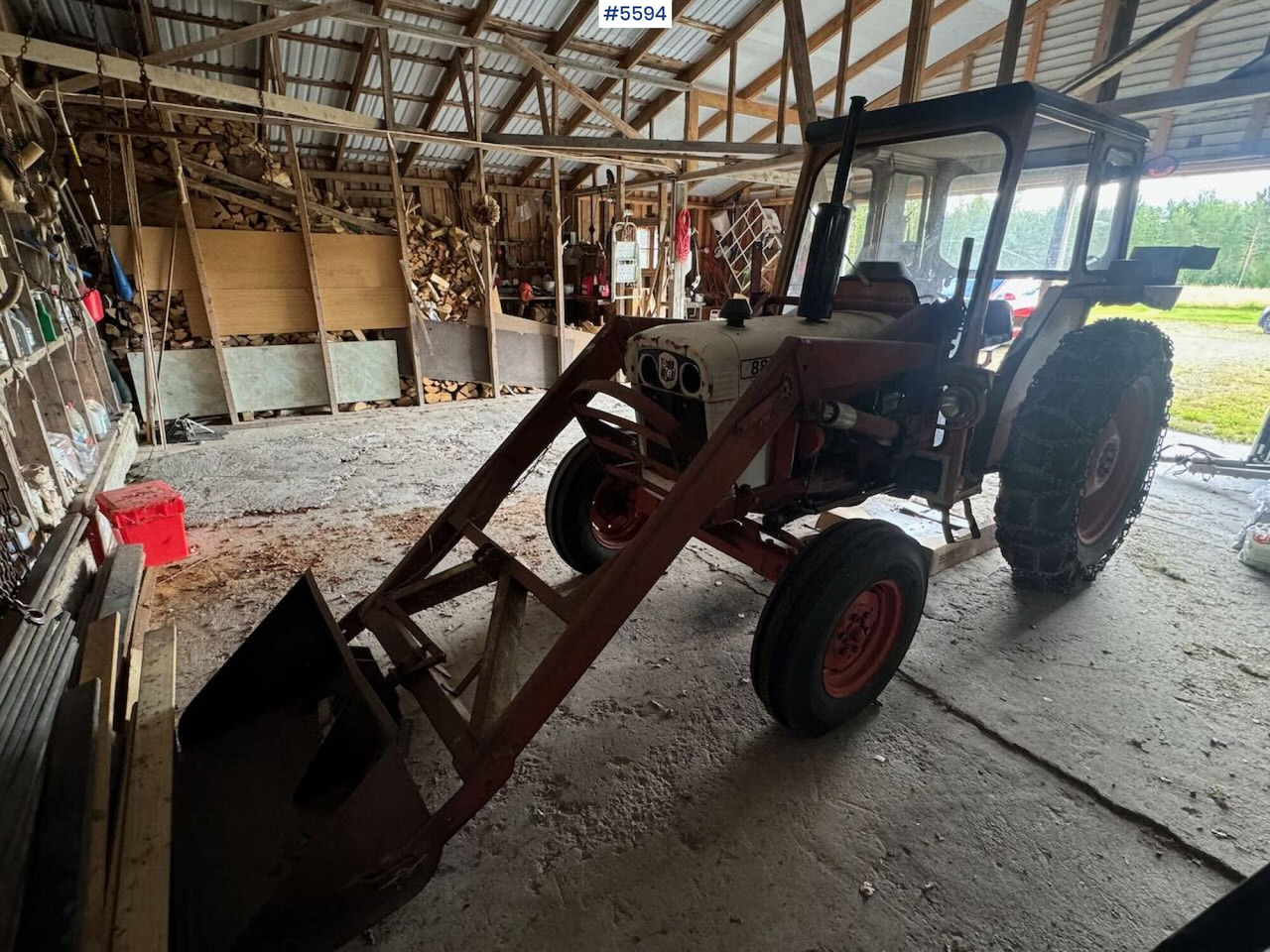 1974 David Brown 885 w/ loaders and chain. - Traktor: pilt 2 1974 David Brown 885 w/ loaders and chain. - Traktor: pilt 2
