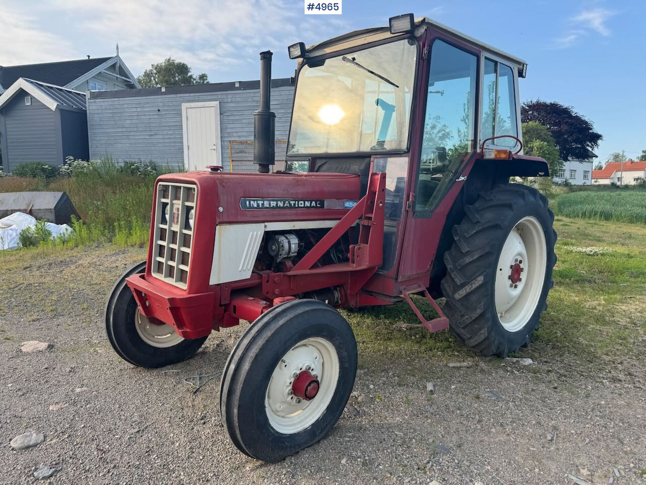 1977 International 454 4x2. Rep object. - Traktor: pilt 1 1977 International 454 4x2. Rep object. - Traktor: pilt 1