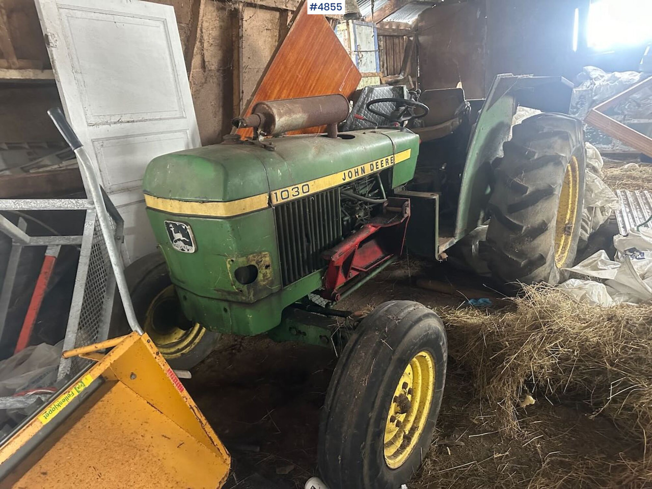 1980 John Deere 1030 tractor w/ twin deck and duun cabin. See hours. - Traktor: pilt 5 1980 John Deere 1030 tractor w/ twin deck and duun cabin. See hours. - Traktor: pilt 5