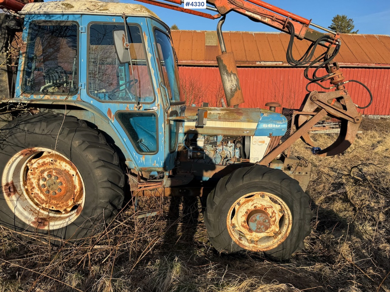 1981 Ford 6610 m/ FMV tømmerkran og tvillinghjul - Traktor: pilt 4 1981 Ford 6610 m/ FMV tømmerkran og tvillinghjul - Traktor: pilt 4
