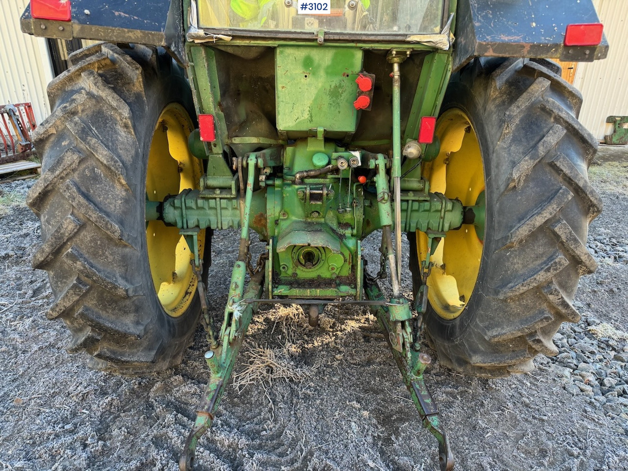 Traktor 1981 John Deere 1140 Synchron with front loader: pilt 10