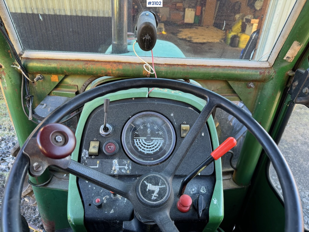 Traktor 1981 John Deere 1140 Synchron with front loader: pilt 28