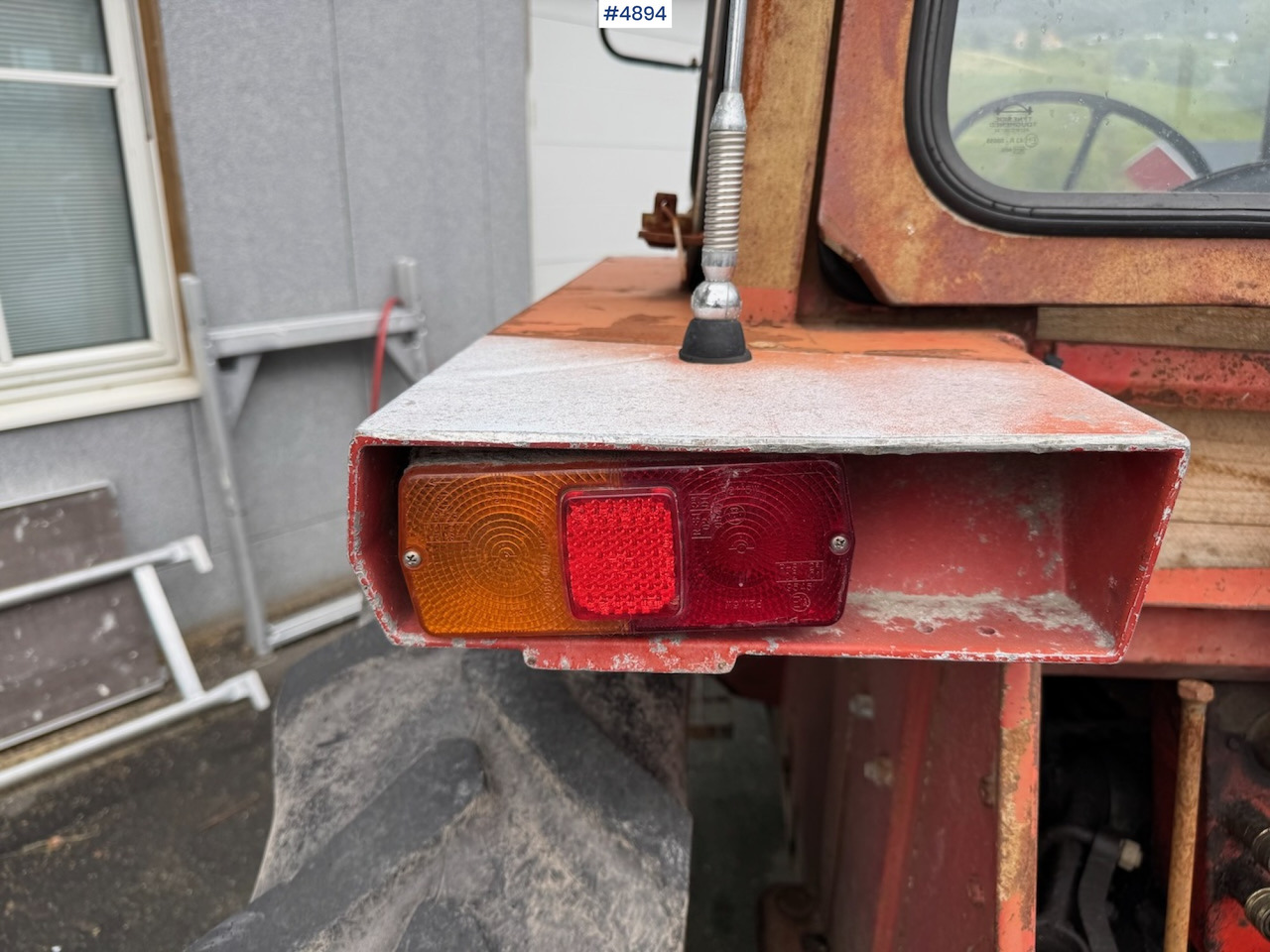 Traktor 1983 Massey Ferguson 550: pilt 10