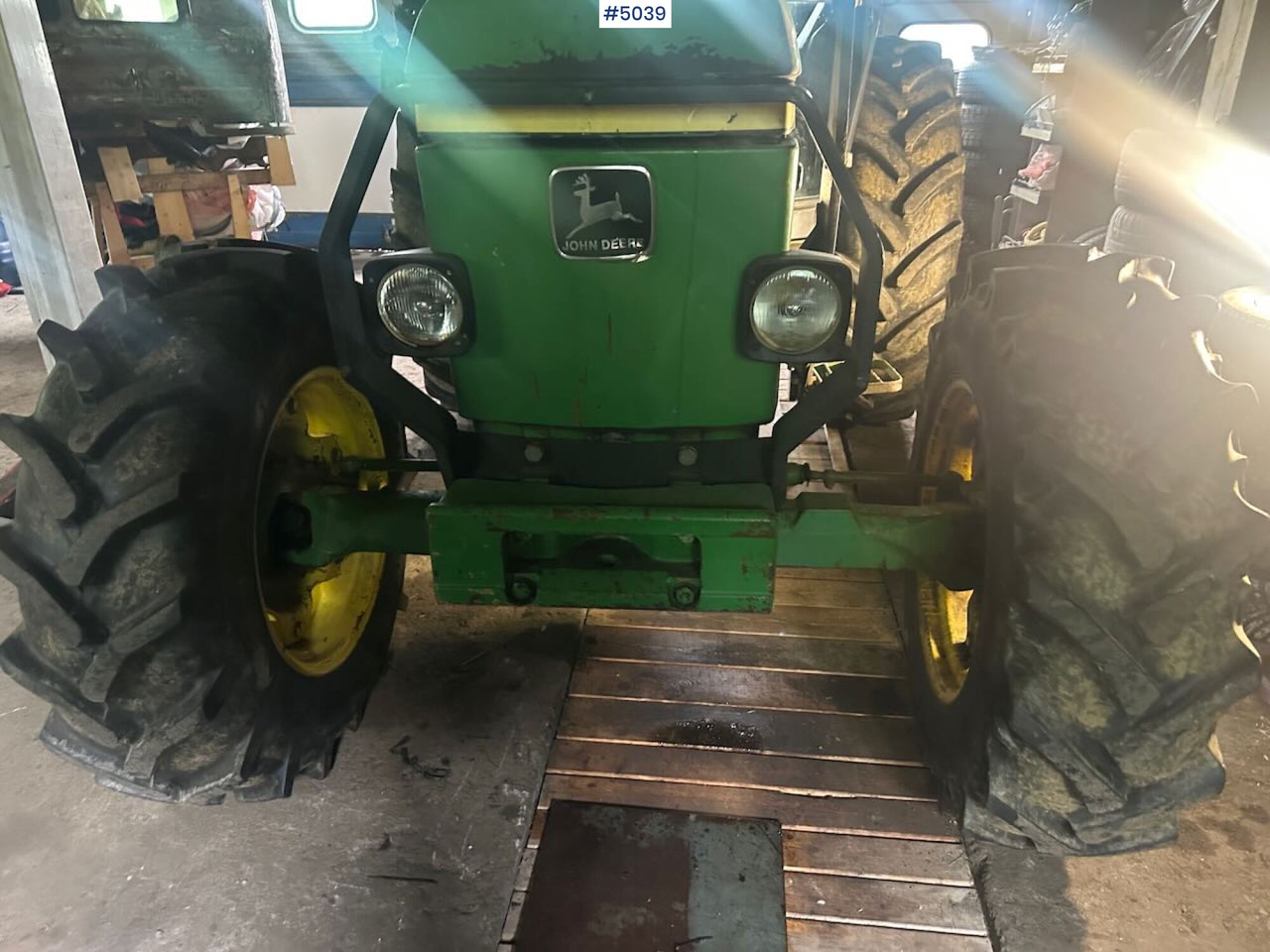 1987 John Deere 2850 Synchron w/ front loader - Traktor: pilt 5 1987 John Deere 2850 Synchron w/ front loader - Traktor: pilt 5
