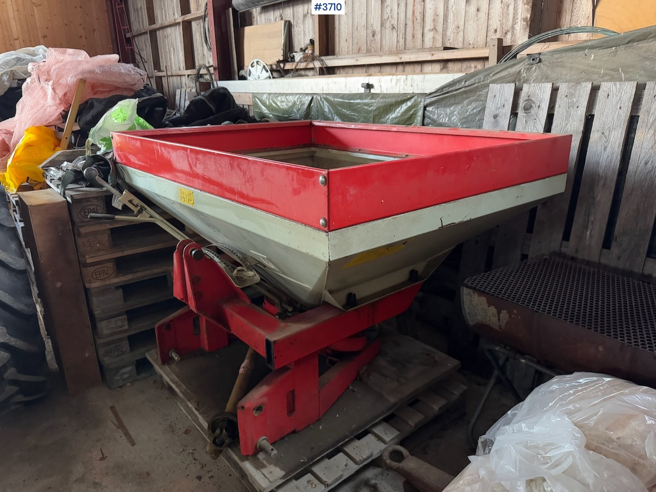 1989 Rauch Komet ZSA600 Fertilizer spreader - Väetiselaoturid: pilt 2 1989 Rauch Komet ZSA600 Fertilizer spreader - Väetiselaoturid: pilt 2