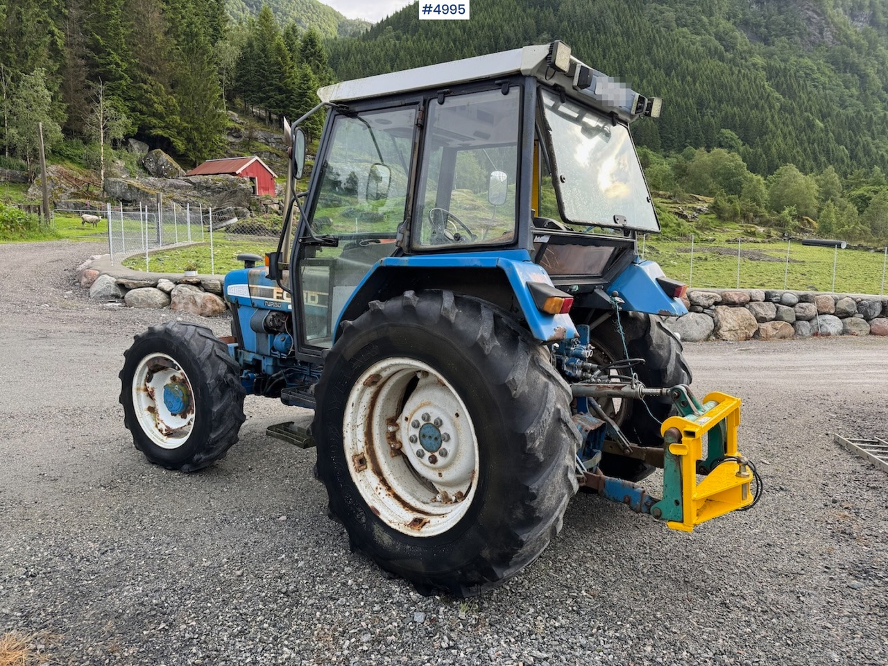 1992 Ford 4830 Turbo w/ twin wheels - Traktor: pilt 3 1992 Ford 4830 Turbo w/ twin wheels - Traktor: pilt 3