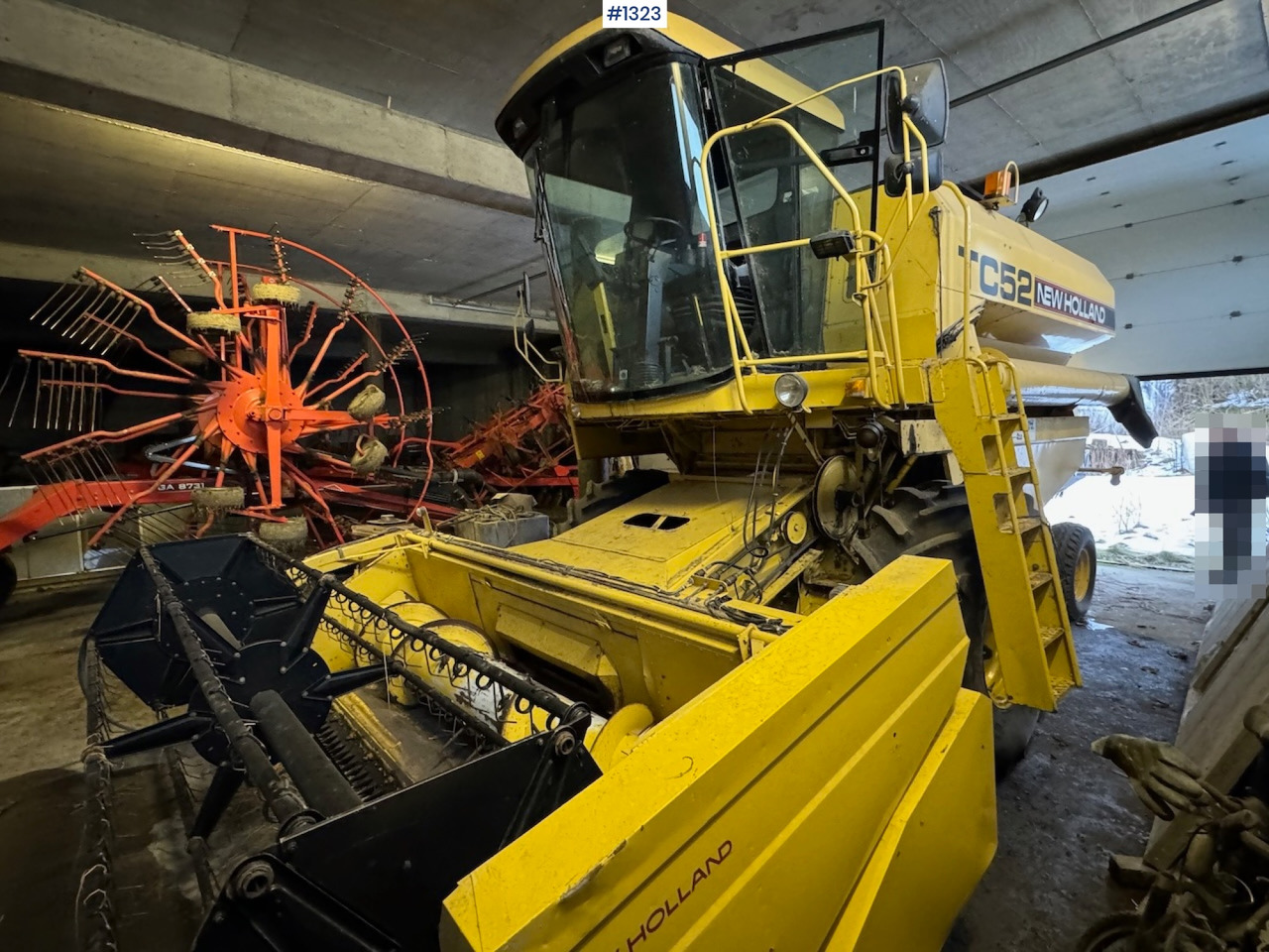 1992 New Holland TC52 Combine - Kombain: pilt 2 1992 New Holland TC52 Combine - Kombain: pilt 2