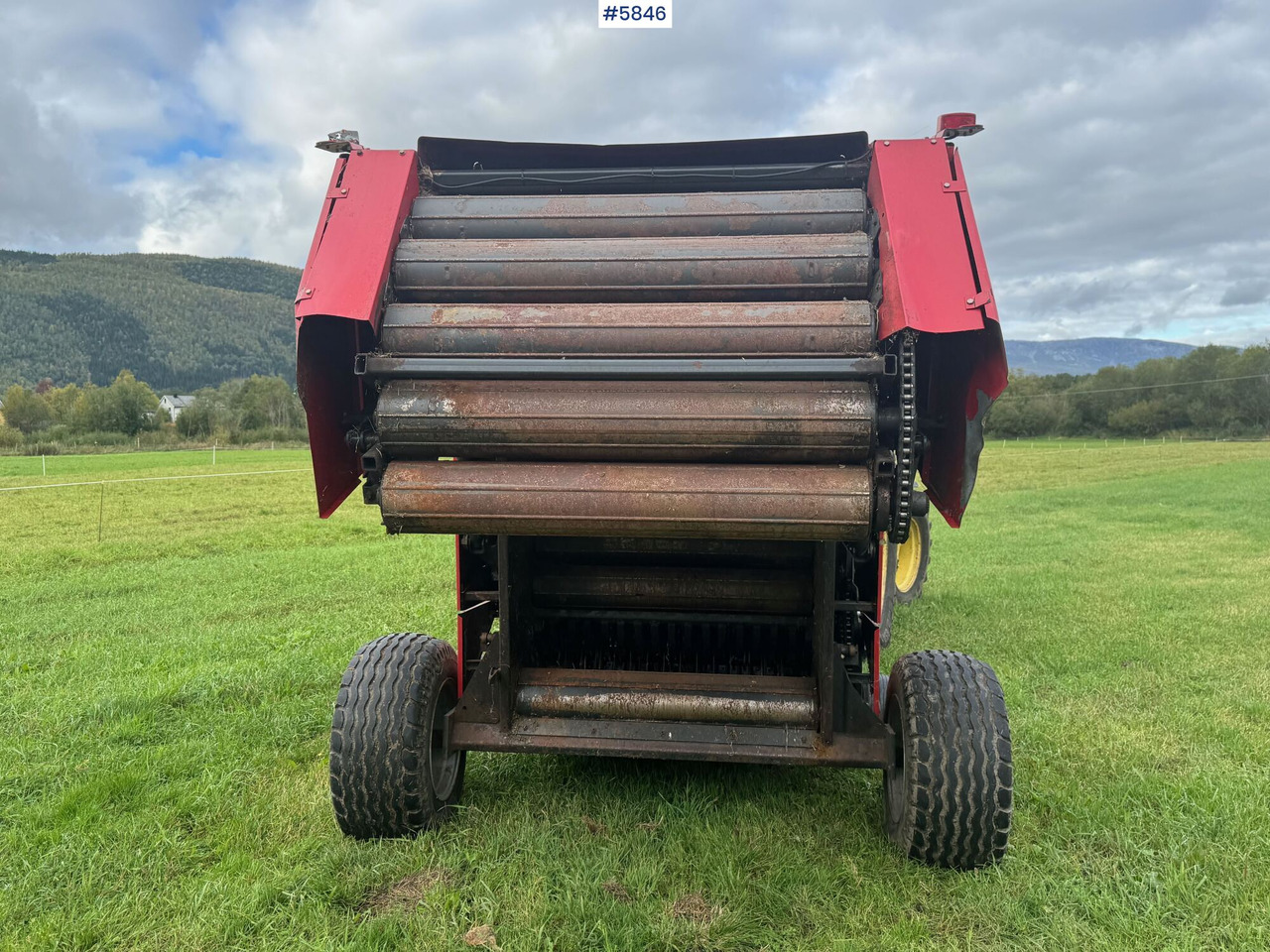 1996 Greenland RF120 round baler. WATCH THE VIDEO! - Kaarutusseadmed: pilt 3 1996 Greenland RF120 round baler. WATCH THE VIDEO! - Kaarutusseadmed: pilt 3
