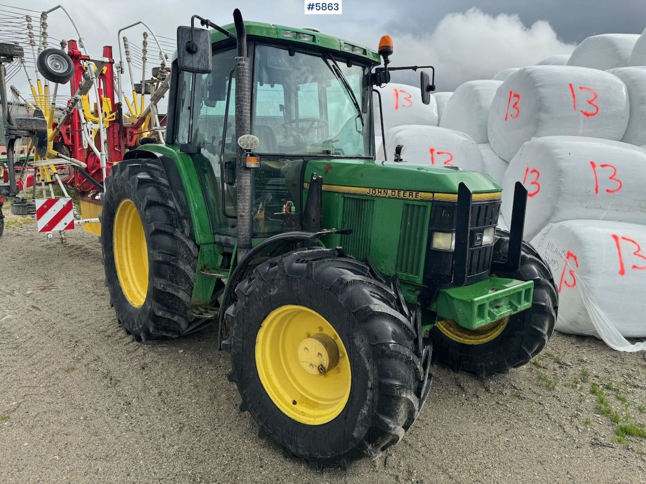 1996 John Deere 6400 4x4 w/ front loader. - Traktor: pilt 2 1996 John Deere 6400 4x4 w/ front loader. - Traktor: pilt 2