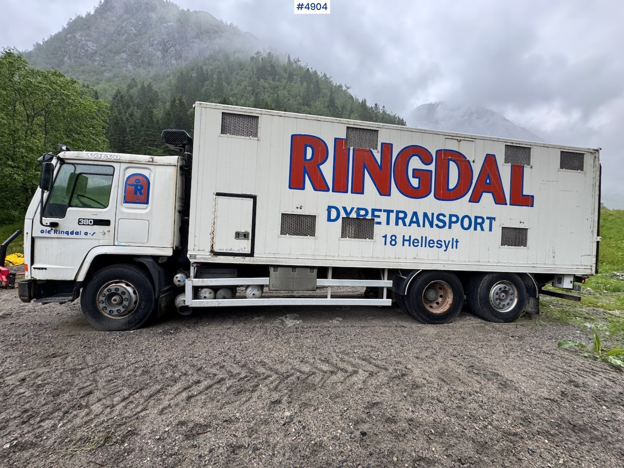 1996 Volvo FL12 6x2 Animal transport. - Loomaveok: pilt 2 1996 Volvo FL12 6x2 Animal transport. - Loomaveok: pilt 2