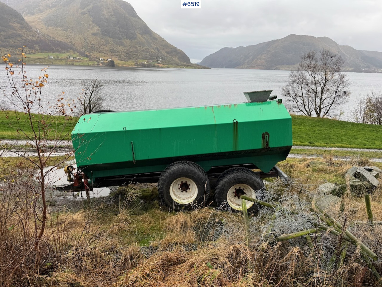 1997 Moi Guffen 15,000 liters w/ cannon. - Lägapütt: pilt 1 1997 Moi Guffen 15,000 liters w/ cannon. - Lägapütt: pilt 1