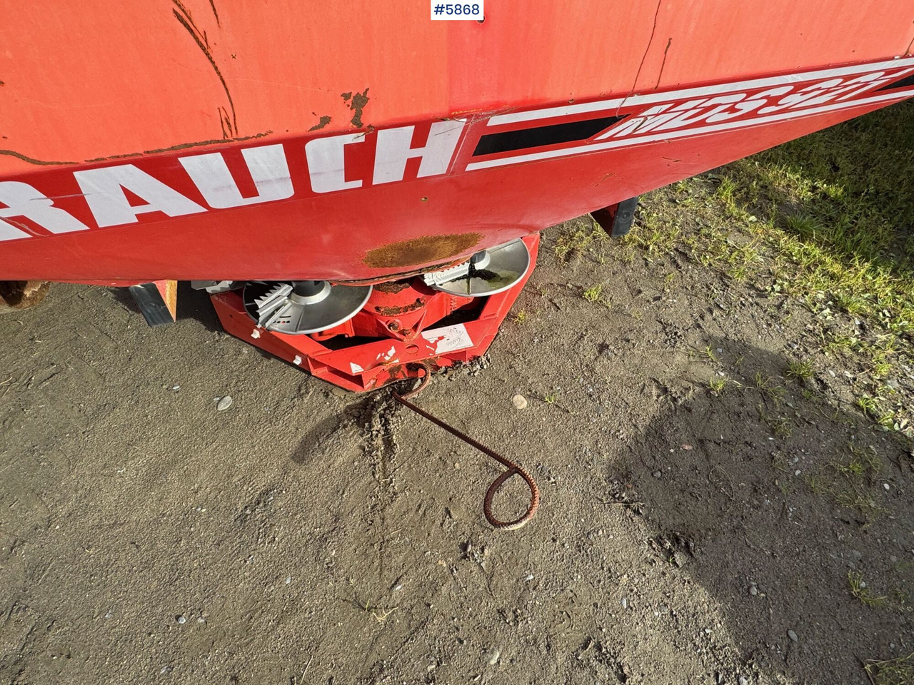 1997 Rauch MDS 921 Fertilizer spreader, partial repair project - Väetiselaoturid: pilt 3 1997 Rauch MDS 921 Fertilizer spreader, partial repair project - Väetiselaoturid: pilt 3