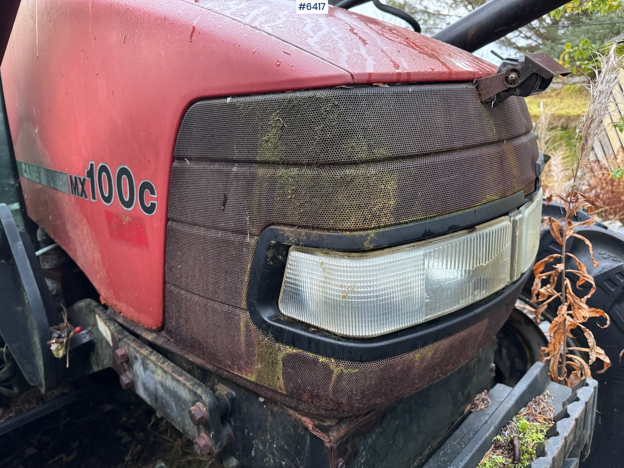 1999 Case IH Maxxum MX 100C w/ front loader, bucket and blade. Repair object. - Traktor: pilt 3 1999 Case IH Maxxum MX 100C w/ front loader, bucket and blade. Repair object. - Traktor: pilt 3