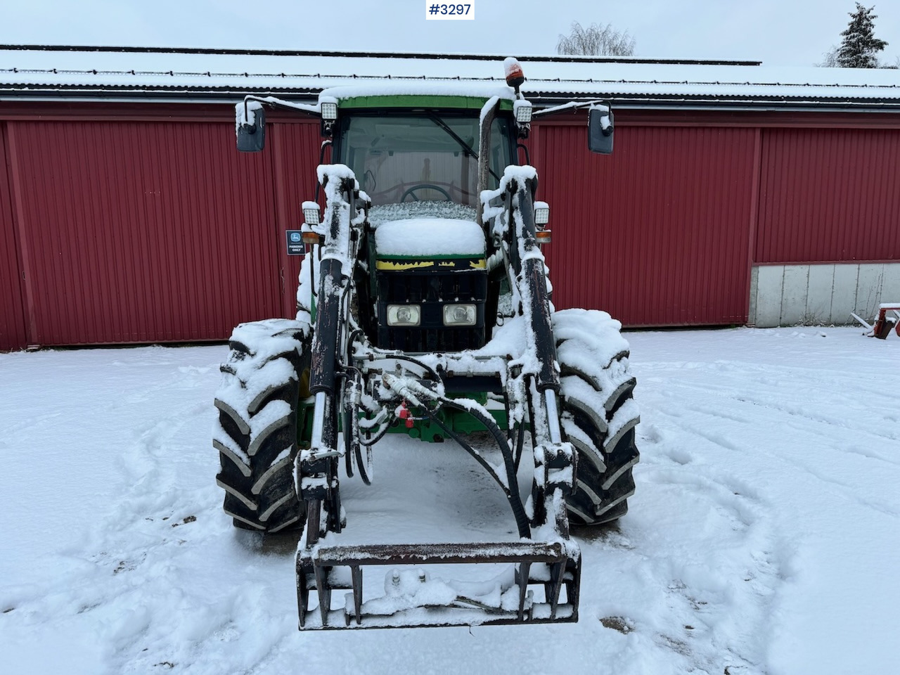 Traktor 1999 John Deere 6210 SE with Front Loader: pilt 13