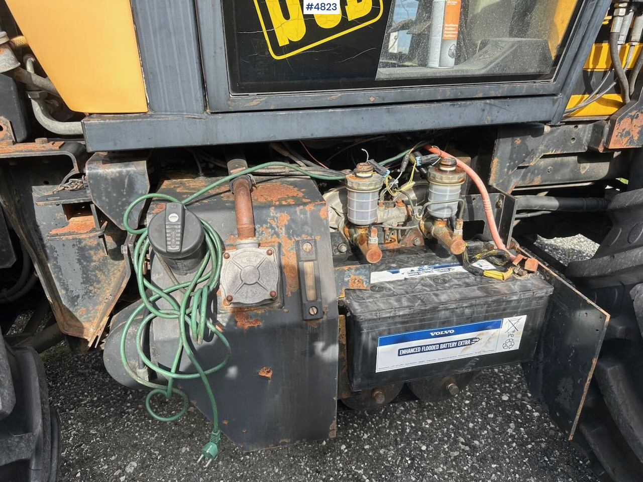 2000 JCB Fastrac 4x4 tractor w/ loader, 2 new tires, gravel bucket or snow bucket. WATCH VIDEO. liising 2000 JCB Fastrac 4x4 tractor w/ loader, 2 new tires, gravel bucket or snow bucket. WATCH VIDEO.: pilt 25