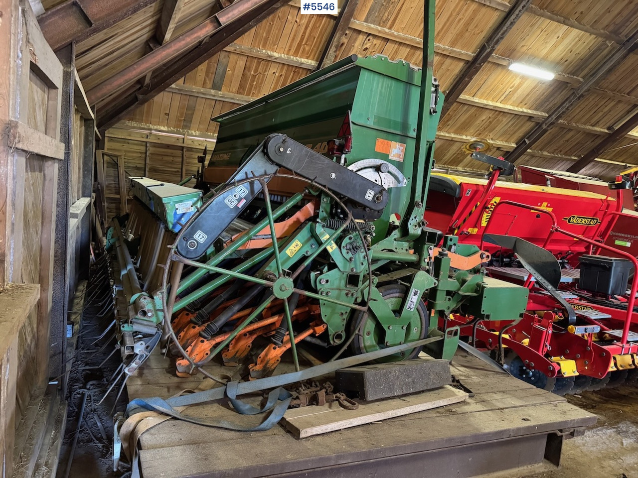 2002 Amazone VE 401 seed drill. - Külvimasin: pilt 3 2002 Amazone VE 401 seed drill. - Külvimasin: pilt 3
