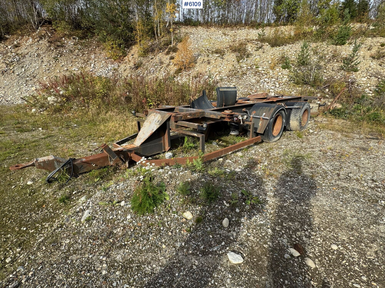 2002 Istrail container trailer. Repair object. - Madal platvorm järelhaagis: pilt 2 2002 Istrail container trailer. Repair object. - Madal platvorm järelhaagis: pilt 2