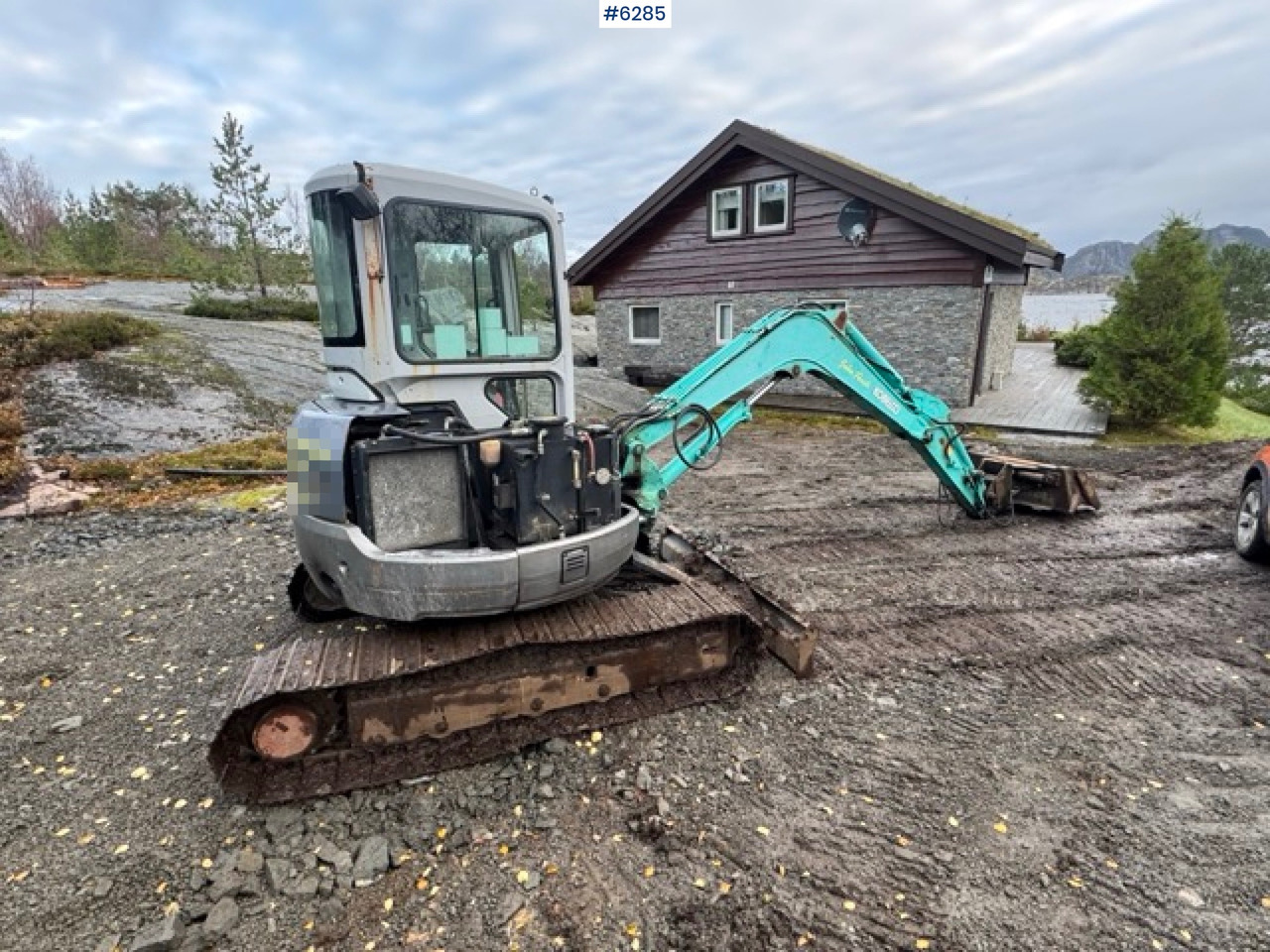 2002 Kobelco SK45 with Grading Bucket, Narrow Bucket, and Tooth Bucket – SEE VIDEO! - Ekskavaator: pilt 4 2002 Kobelco SK45 with Grading Bucket, Narrow Bucket, and Tooth Bucket – SEE VIDEO! - Ekskavaator: pilt 4