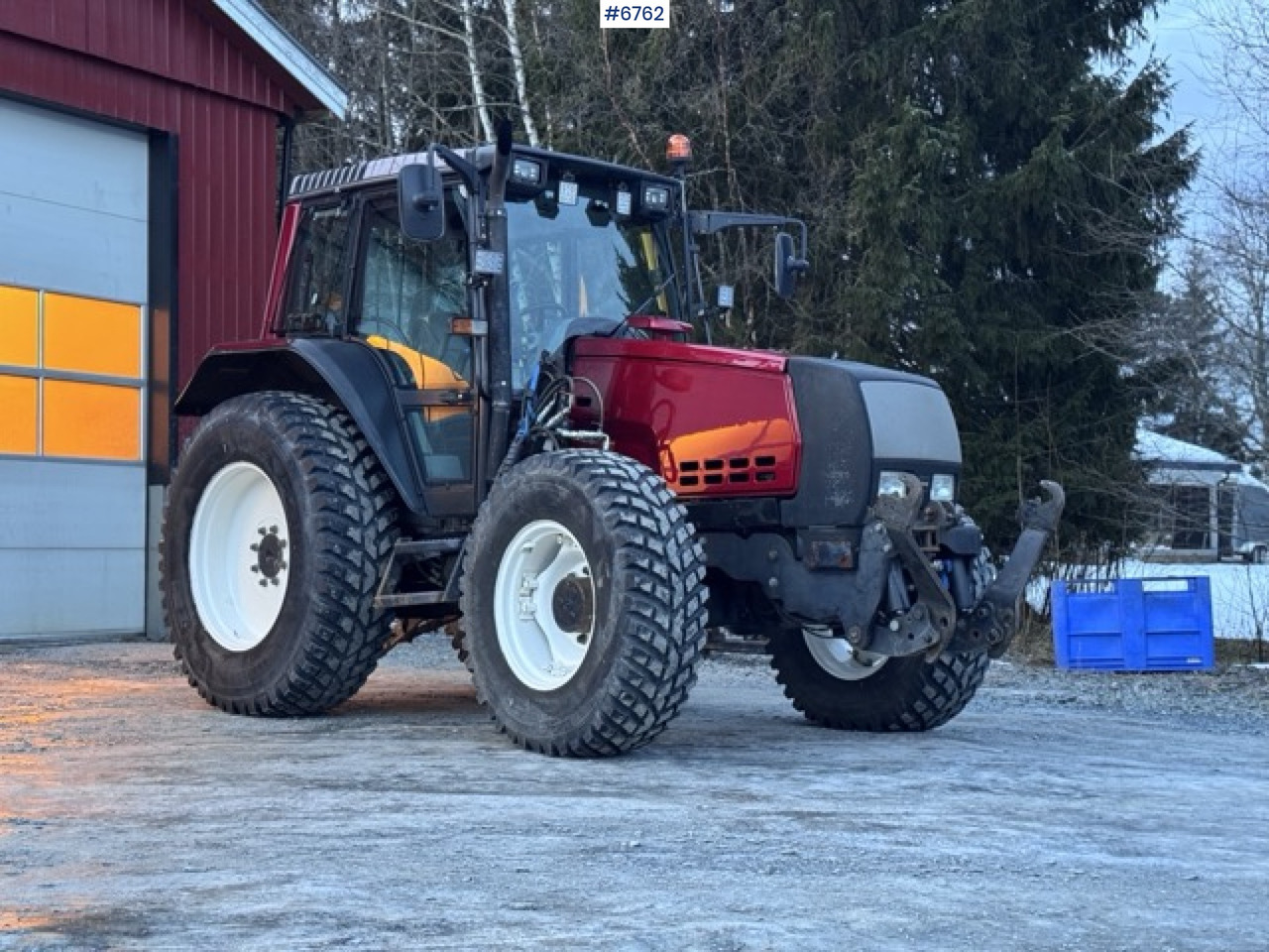 2002 Valtra 6850 Tractor with front hydraulics! See video. - Traktor: pilt 5 2002 Valtra 6850 Tractor with front hydraulics! See video. - Traktor: pilt 5
