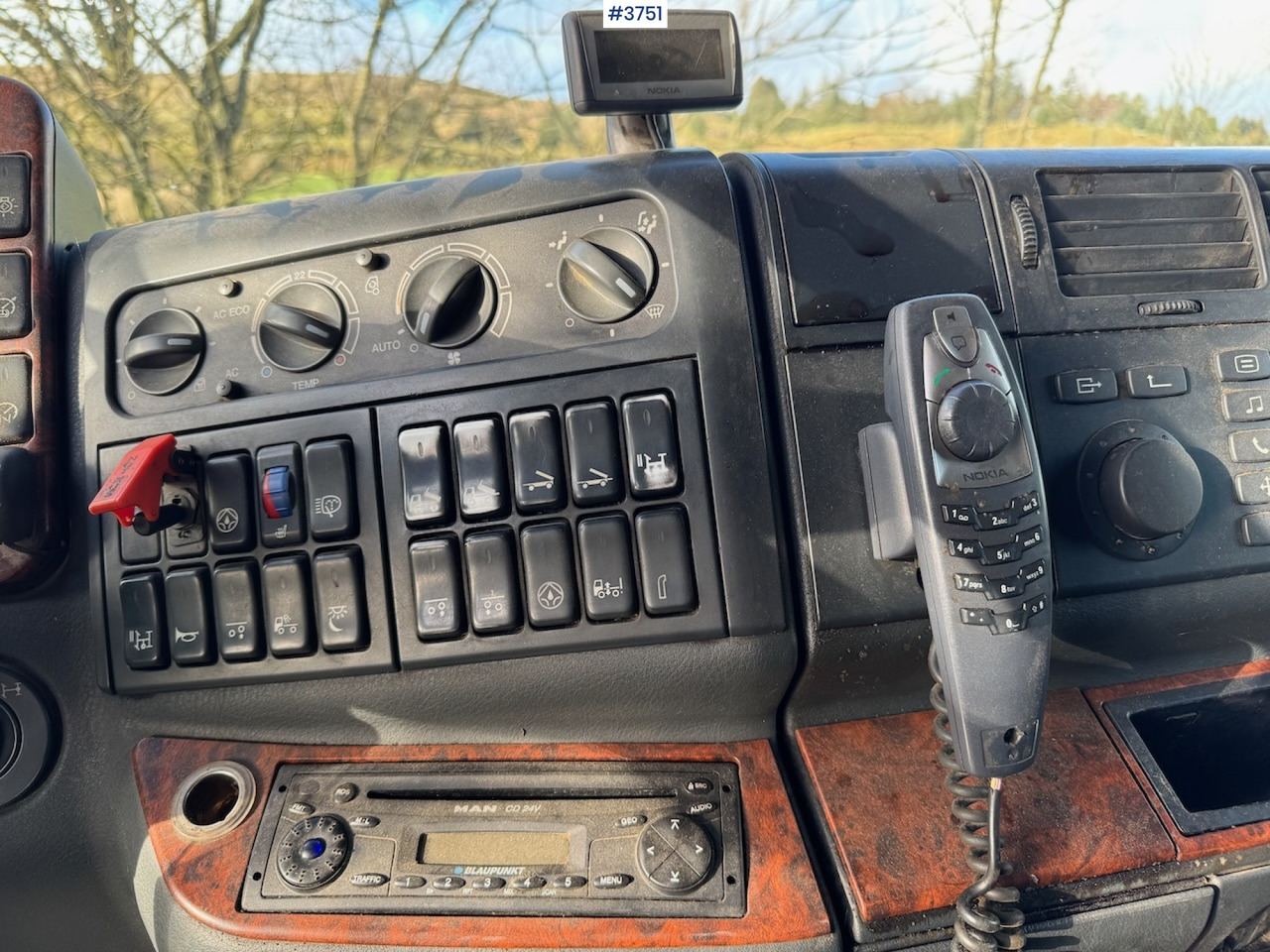 Kallurauto 2005 MAN TGA 26.530 6x4 Tipper truck: pilt 14
