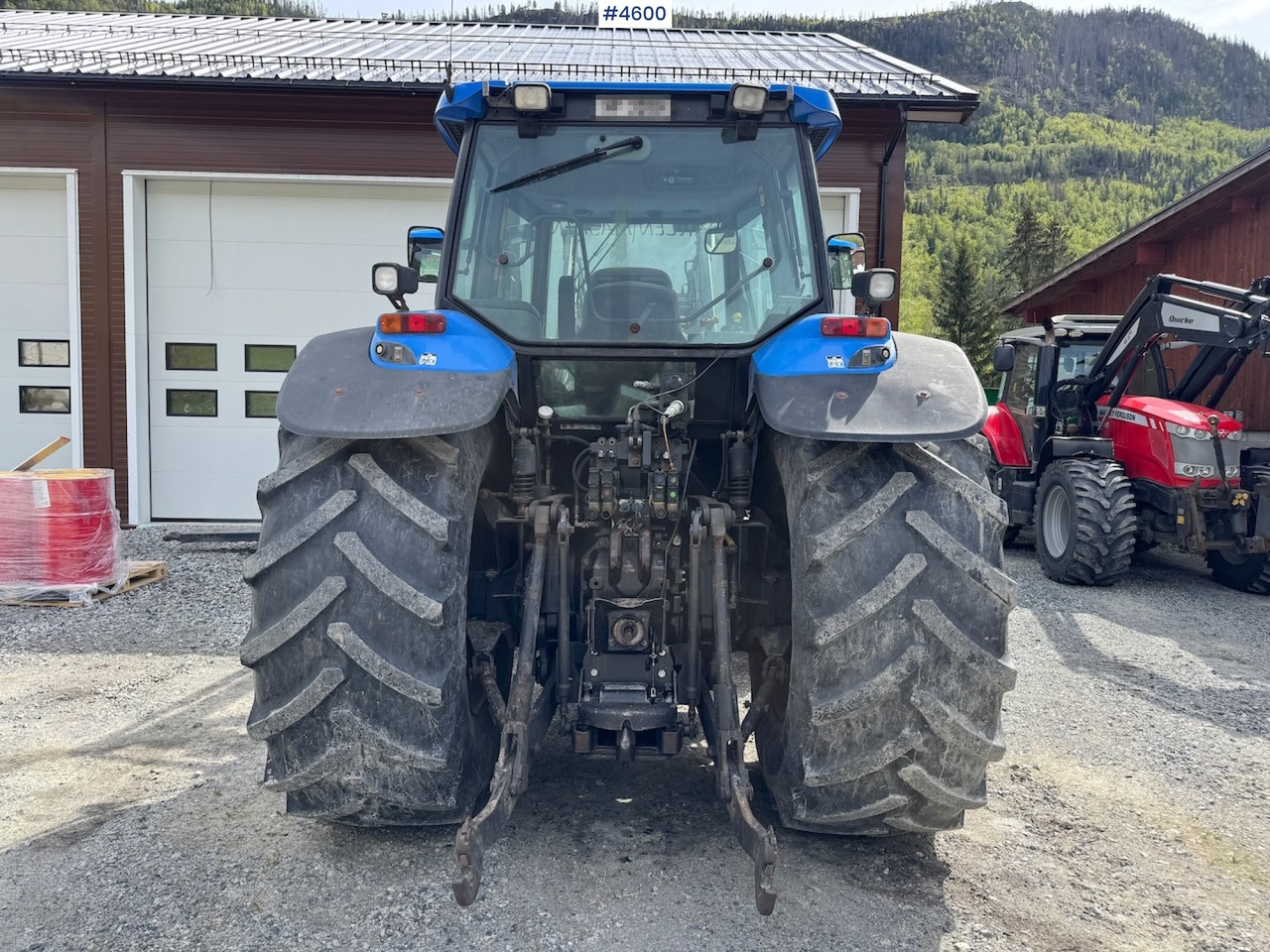 2005 New Holland TM190 w/front loader - Traktor: pilt 4 2005 New Holland TM190 w/front loader - Traktor: pilt 4