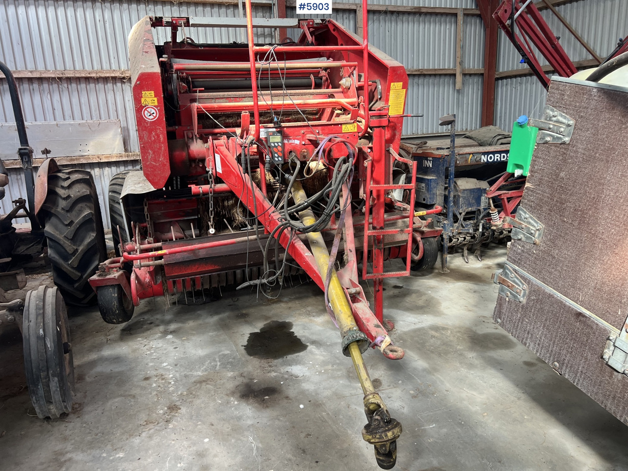 2005 Welger RP 235 press w/ net - Kaarutusseadmed: pilt 1 2005 Welger RP 235 press w/ net - Kaarutusseadmed: pilt 1