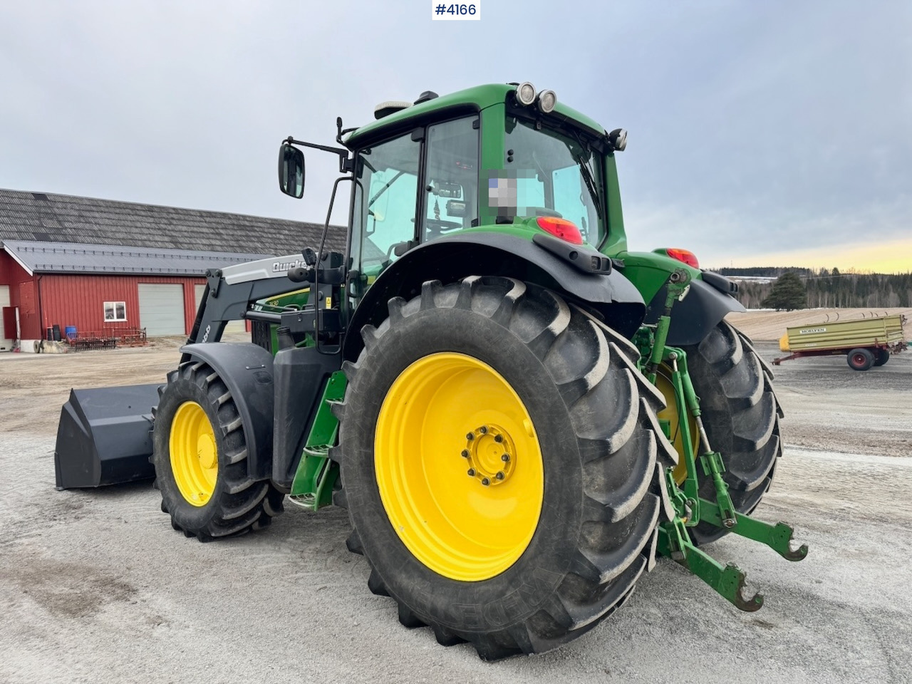2010 John Deere 7430 w/ Front loader and GPS. 3760 hours! - Traktor: pilt 3 2010 John Deere 7430 w/ Front loader and GPS. 3760 hours! - Traktor: pilt 3