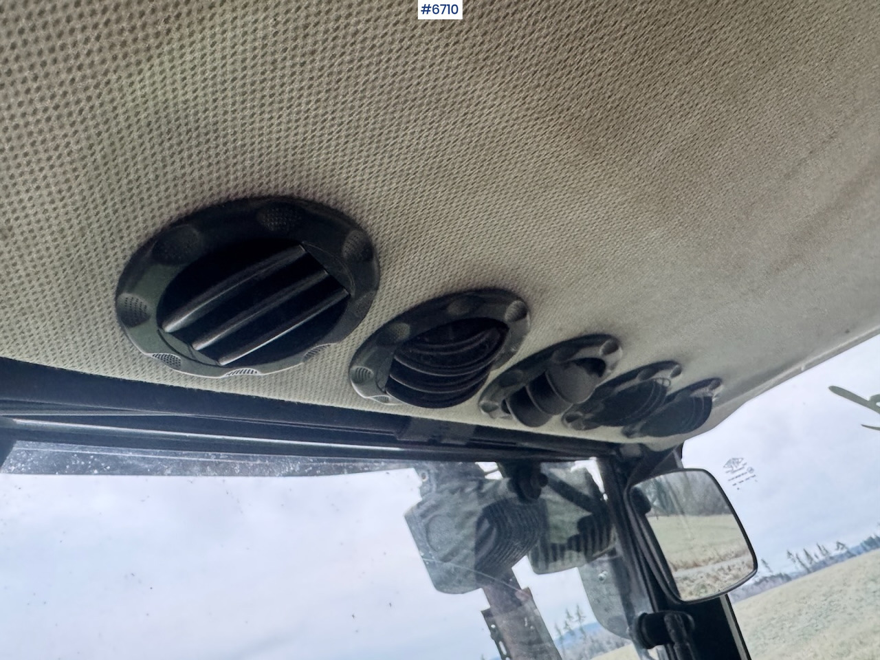 Traktor 2012 Claas 220 Elios w/ Front loader. 3220 hours!: pilt 20 Traktor 2012 Claas 220 Elios w/ Front loader. 3220 hours!: pilt 20