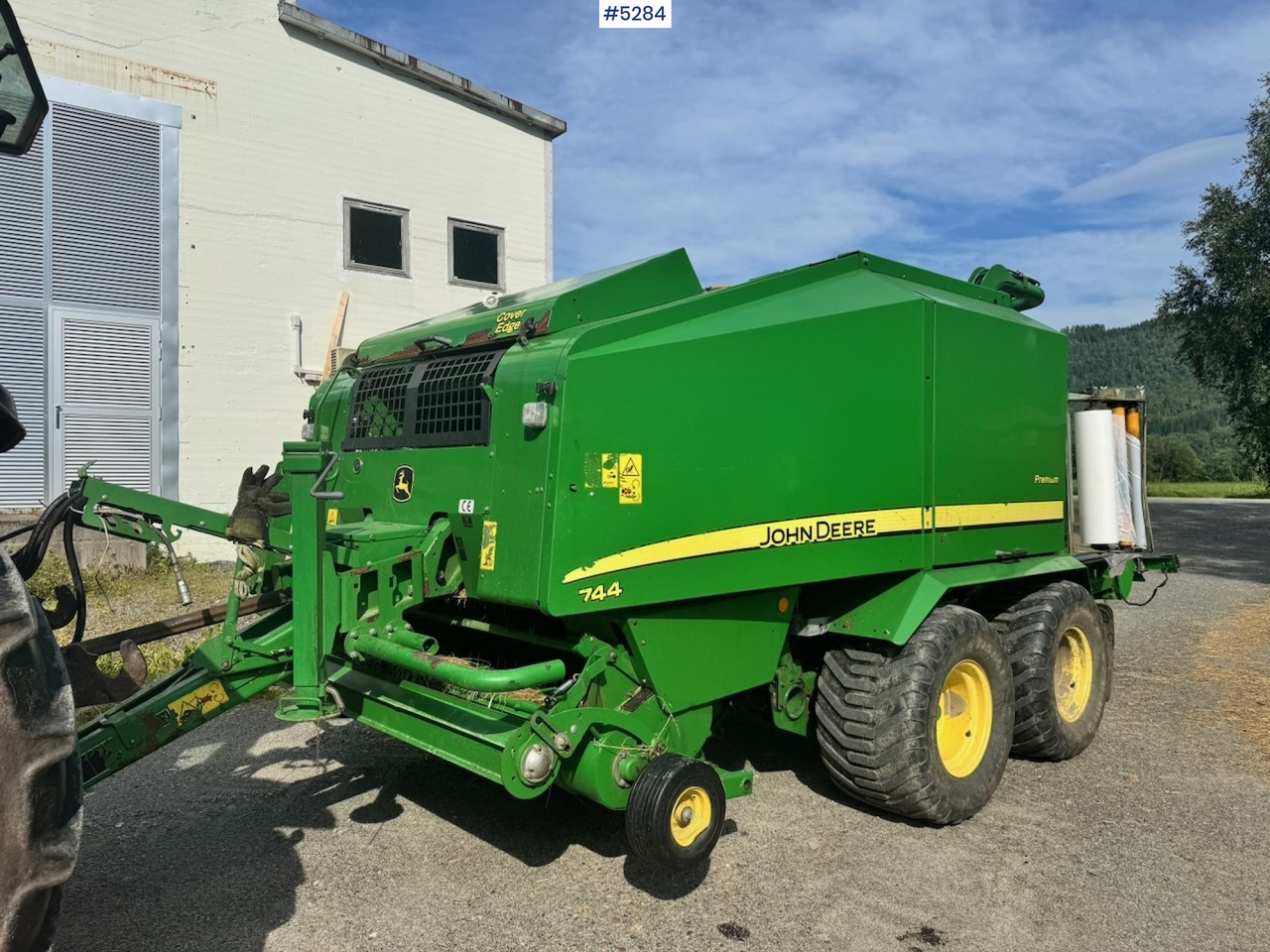 2012 John Deere 744 Combi baler. - Kaarutusseadmed: pilt 3 2012 John Deere 744 Combi baler. - Kaarutusseadmed: pilt 3