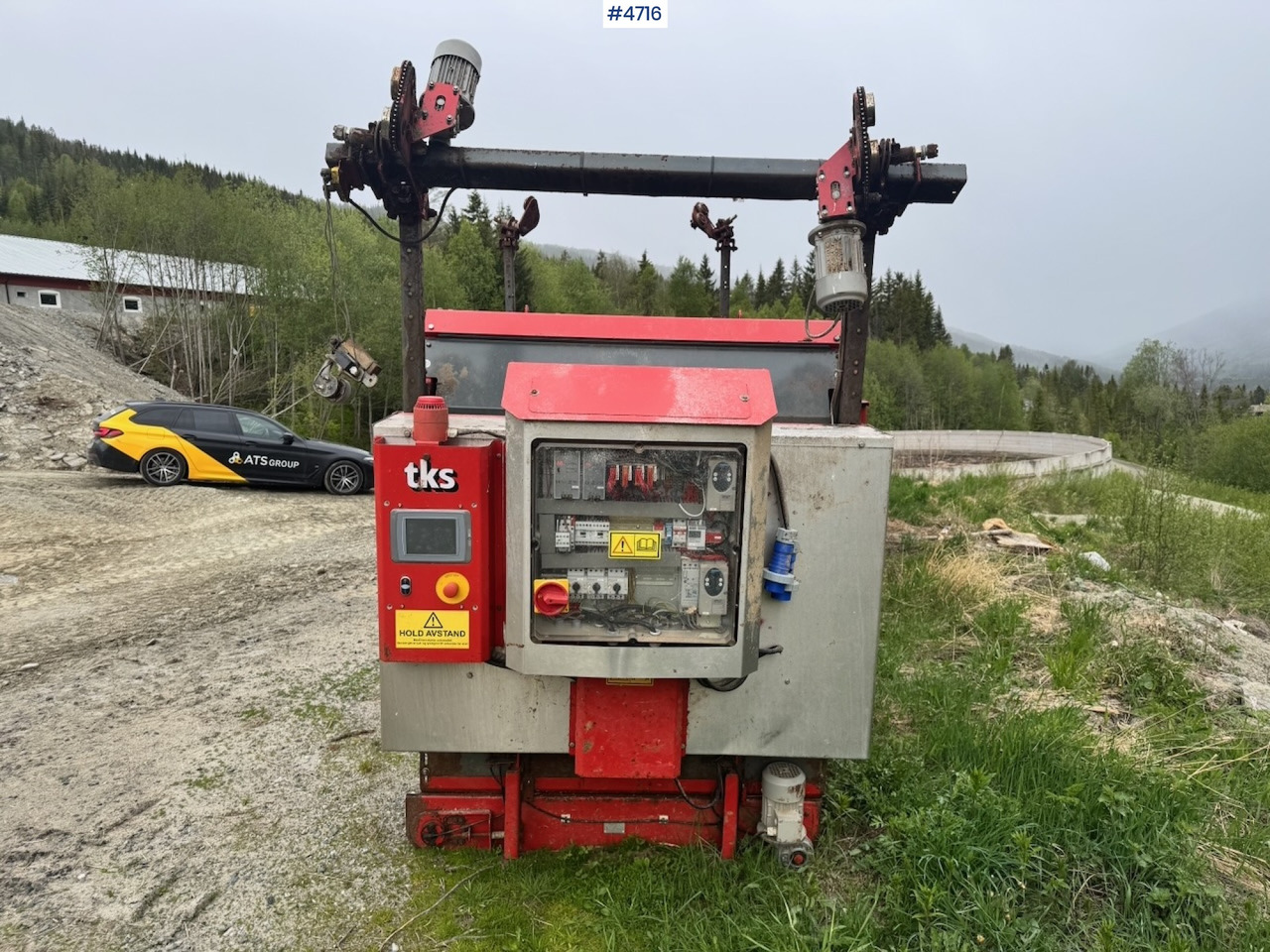 2012 TKS R2 feed table, 2007 TKS R1 feed table, TKS 1600 combination cutter - Kaarutusseadmed: pilt 4 2012 TKS R2 feed table, 2007 TKS R1 feed table, TKS 1600 combination cutter - Kaarutusseadmed: pilt 4